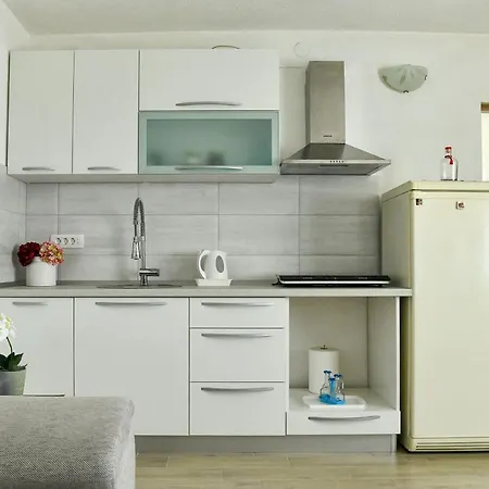 Apartman Noa Hrvace Exterior photo