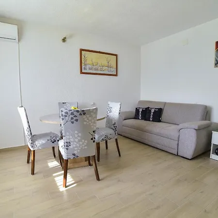 Apartman Noa Hrvace Exterior photo