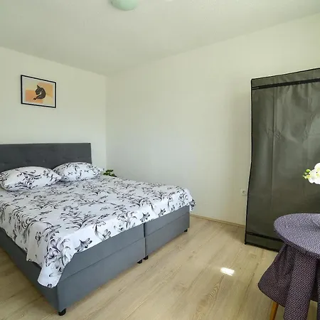 Apartman Noa Hrvace Exterior photo